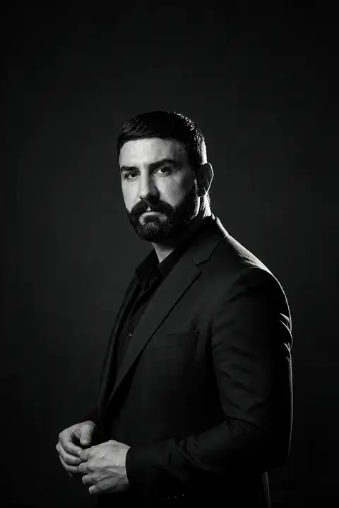 Ashkan Behbahani, International Property Consultant